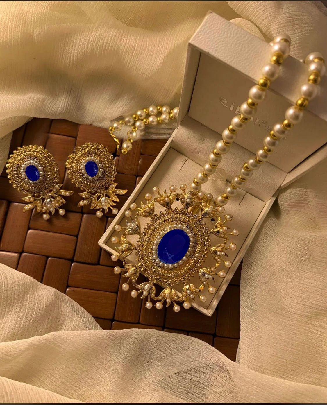 Hanina Pearl Locket Set by Rawayat - 6 Colors
