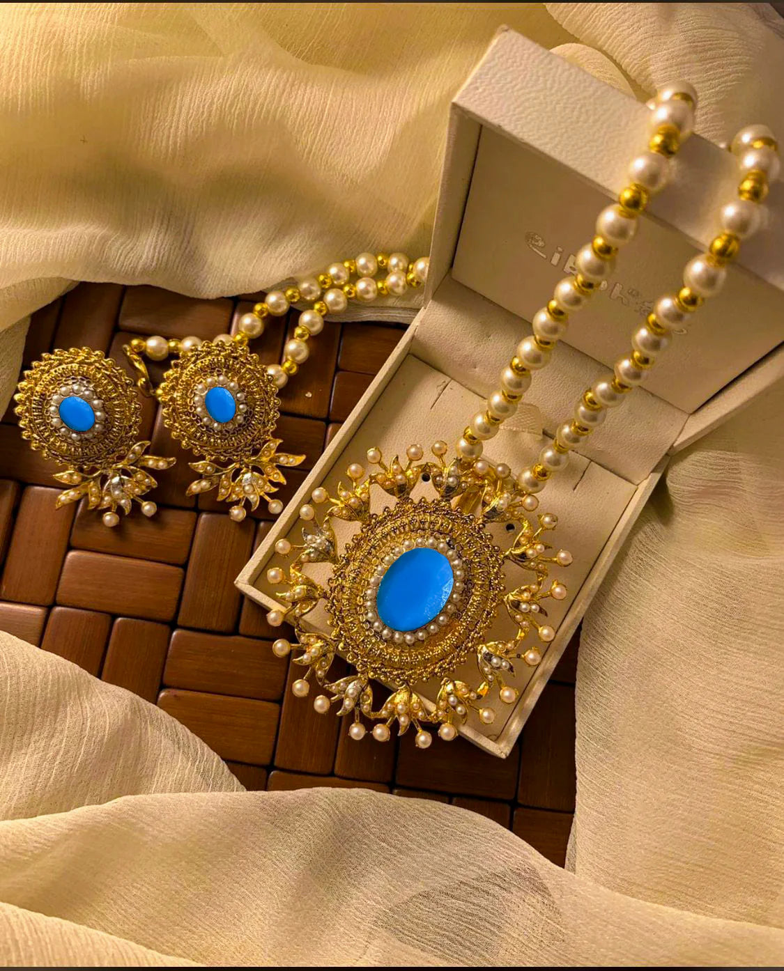 Hanina Pearl Locket Set by Rawayat - 6 Colors