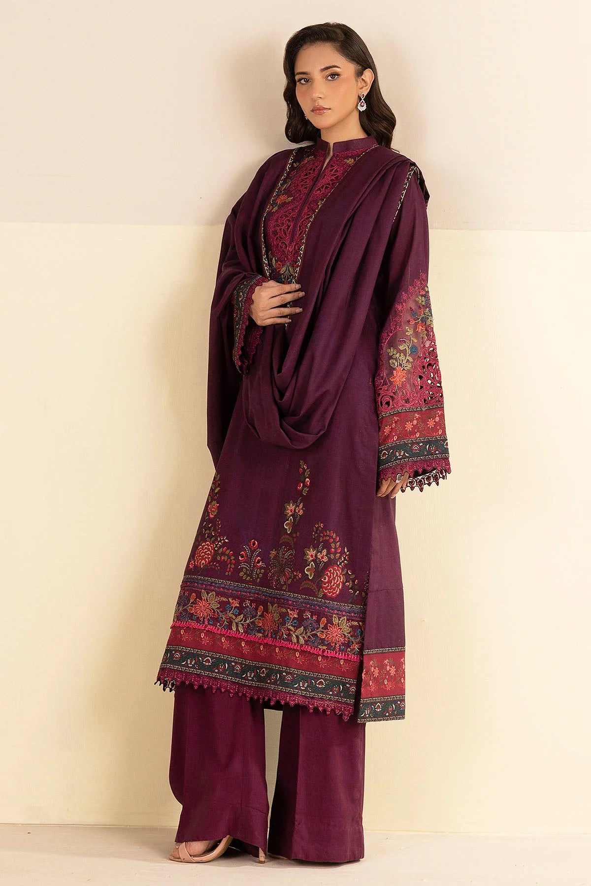 Black Embroidered Linen 3PC - Zaisha