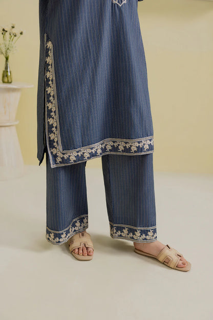 Embroidered Crosshatch 3-Piece Suit – Deep Grey