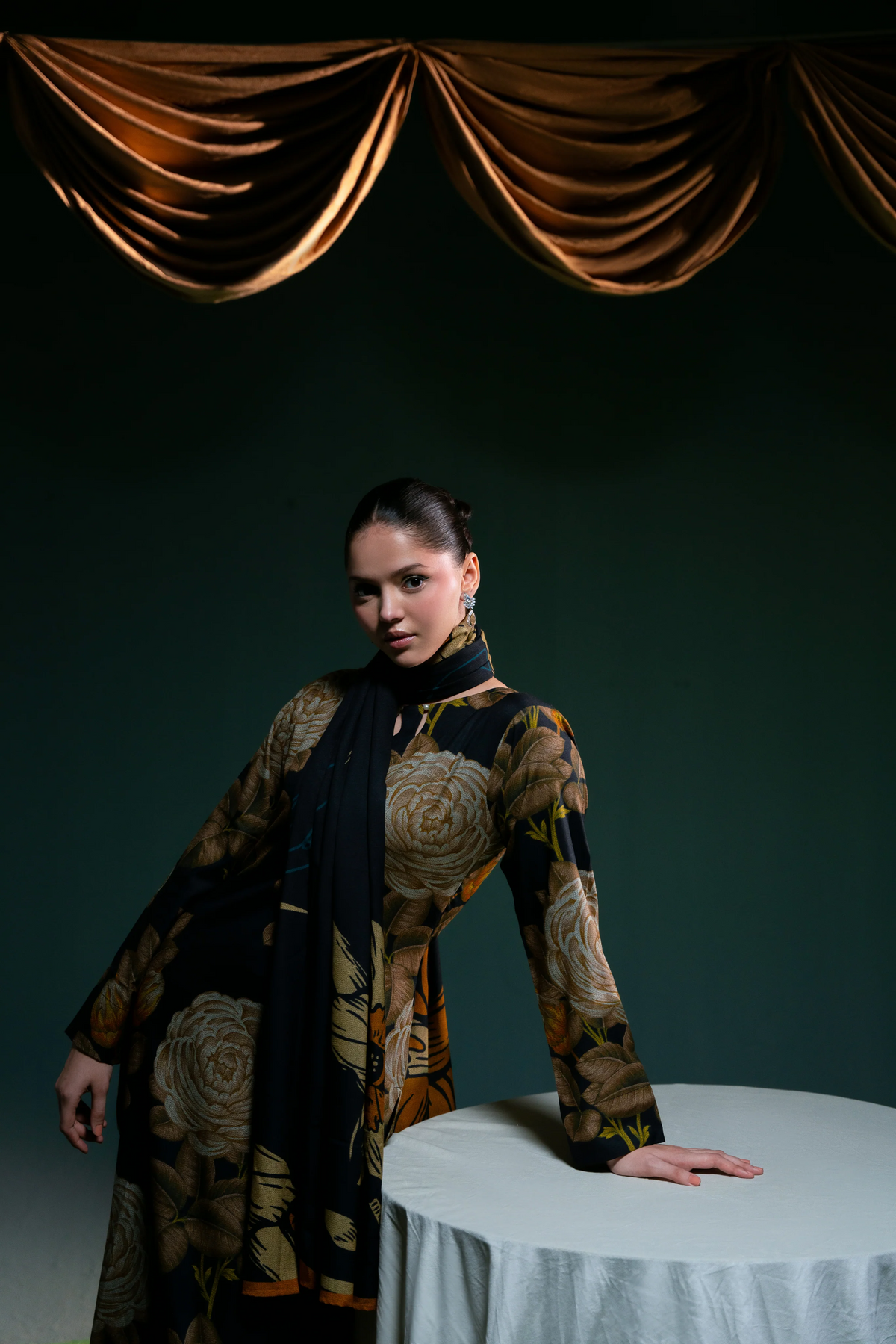 Printed Dhanak Suit 3pc