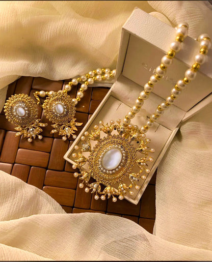 Hanina Pearl Locket Set by Rawayat - 6 Colors